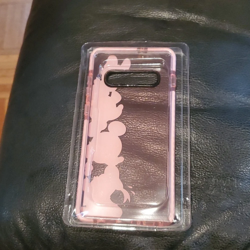 Disney family Samsung S10+ phone cover
